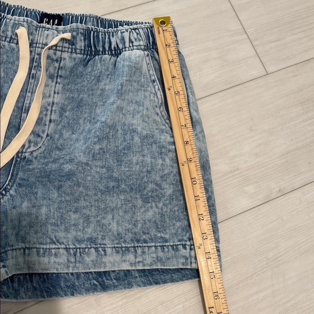Gap Pull On Jean Shorts elastic waist - Picture 7 of 7